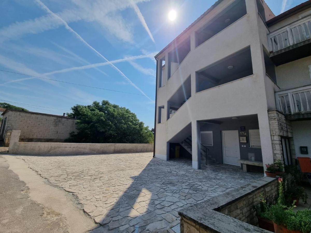 Apartment Sunrise, Coastal Istra, Pula Duga Uvala Pavicini Exterior photo